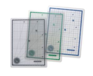 Подложка за рязане А4 / 220 x 300 мм./ - Прозрачна подложка /Attractive/